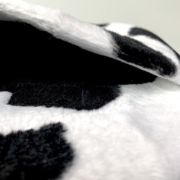 Cute Cowprint Purse or Travel Bag with Cardholders and Pockets - Picture 4 of 13